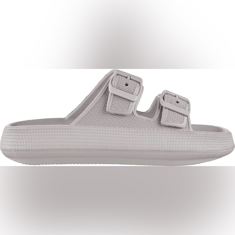 🆕 O’rageous Buckle Cushion Slides - Light Grey 6 (NWT)